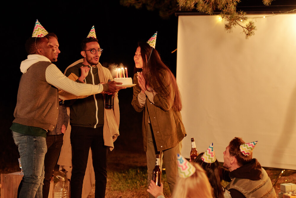 Życzenia urodzinowe nawiązujące do hobby solenizanta Śmieszne życzenia urodzinowe - tematyczne sentencje